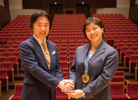鏡×学長.jpg