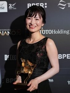 萩原　里香