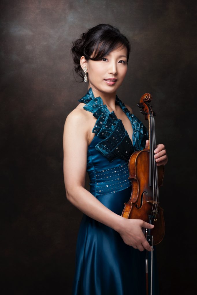 丸山　由里子