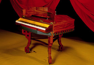 テーブル・ピアノの画像
