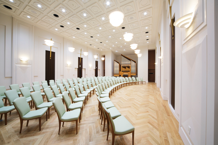 モーツァルトホールの画像