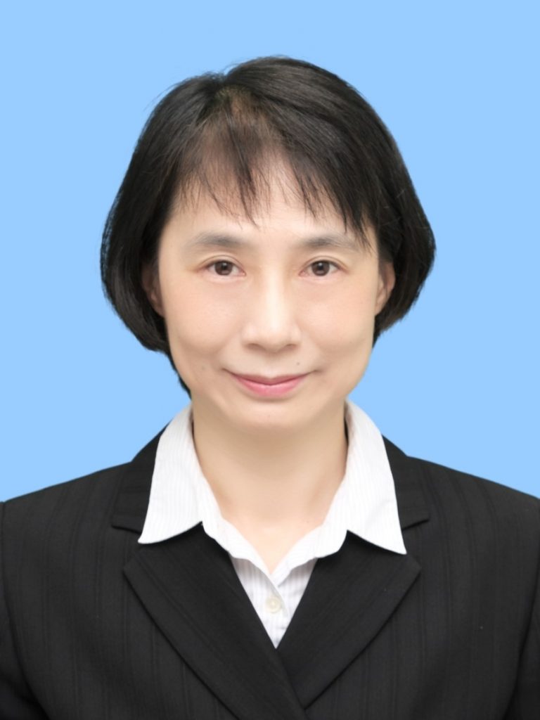 東田　範子